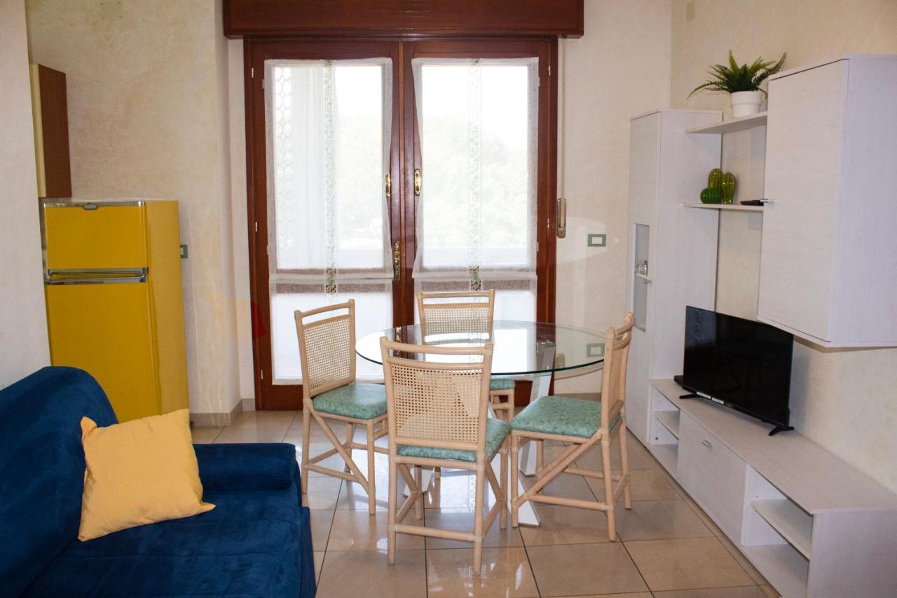 Hotel Hiki 3 Superior Bibione Exteriör bild