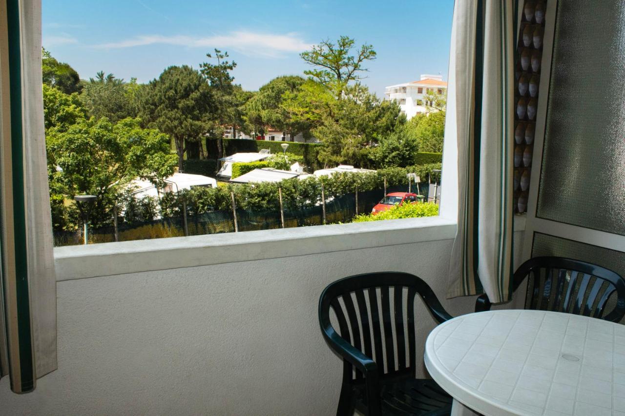 Hotel Hiki 3 Superior Bibione Exteriör bild