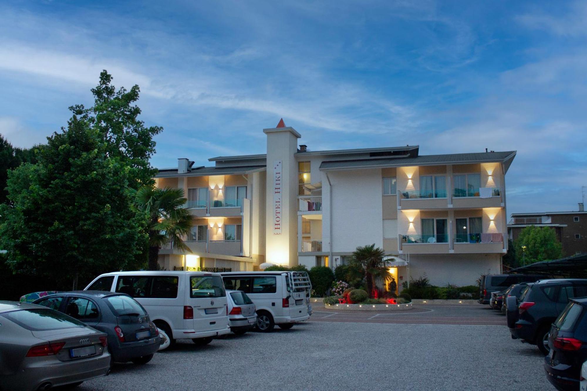 Hotel Hiki 3 Superior Bibione Exteriör bild