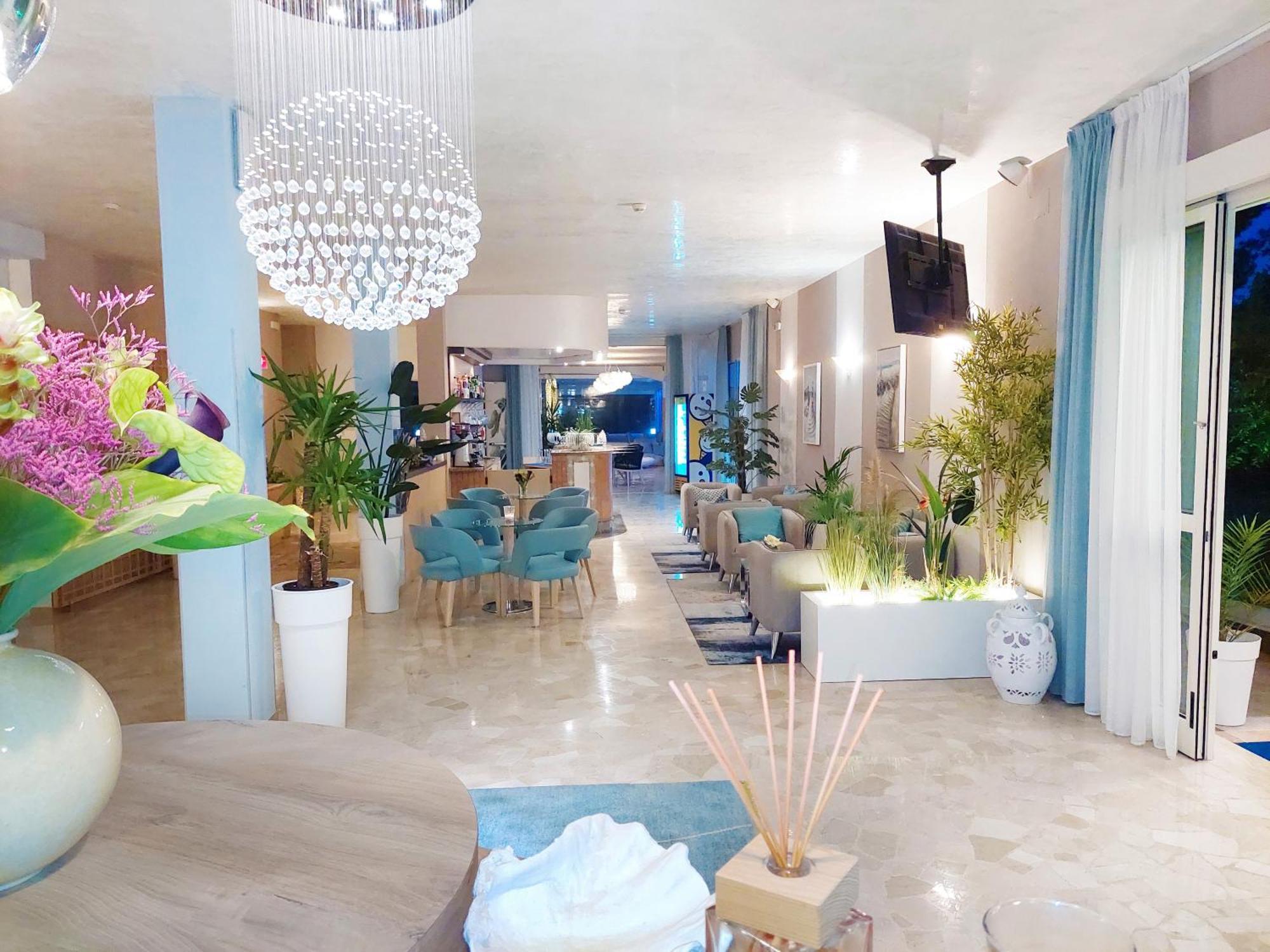 Hotel Hiki 3 Superior Bibione Exteriör bild