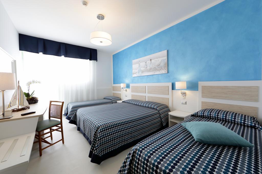 Hotel Hiki 3 Superior Bibione Exteriör bild